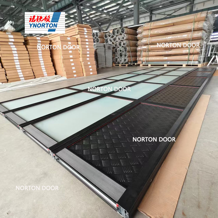 Roll Up Door vs Garage Door vs Glass Sectional Door: Hur väljer jag efter behov?